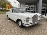 foto merc W111