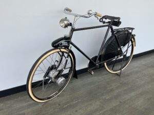 Sinamec met Fiets Fongers 1952