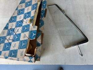 Portier ruitje Rechts 111