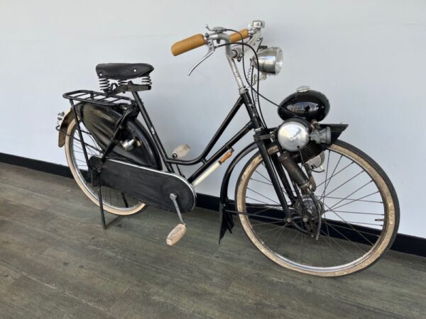 Berini M 13 Ei  met Eysink Fiets 1952 - Afbeelding 9