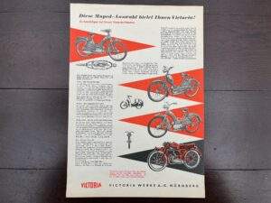 Victoria Folder Moped