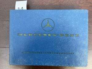14/Mercedes 114 Chas/body 1972