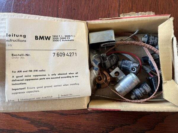 BMW radio ontstorings set