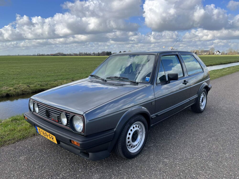 Volkswagen Golf GTI 16V