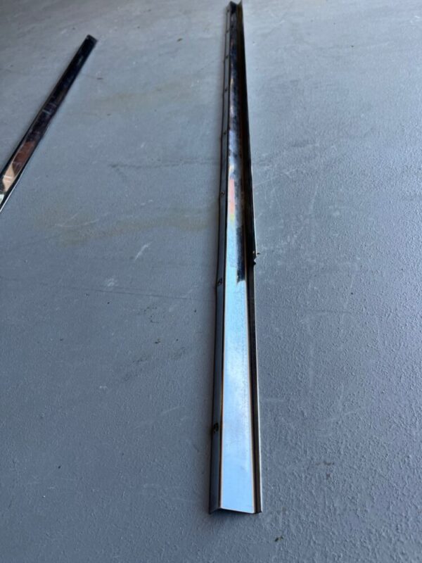 Instap lijst Rechts Coupe/Cabrio 111/112 - Afbeelding 3