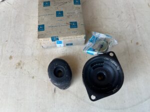 Reparatie set achterste motorsteun 111