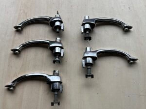 Voordeur handgrepen buiten Rechts 110/111/112