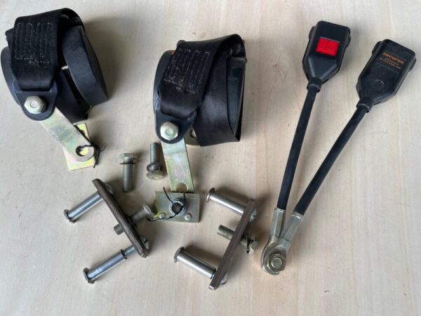 Set rolgordels compleet