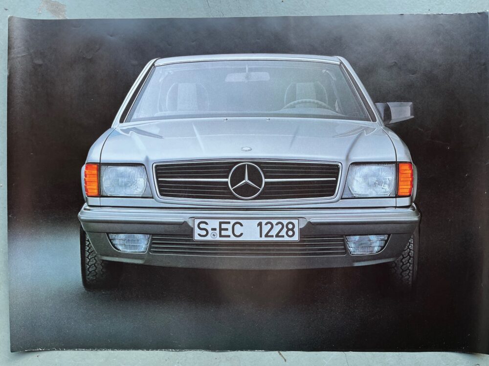 Dealer Showroom poster 380/500 SEC