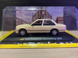 Opel Record E Taxi 1:43