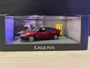 Renault Laguna II Hatchback 1:43