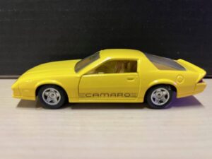 Chevrolet Camaro 1:43