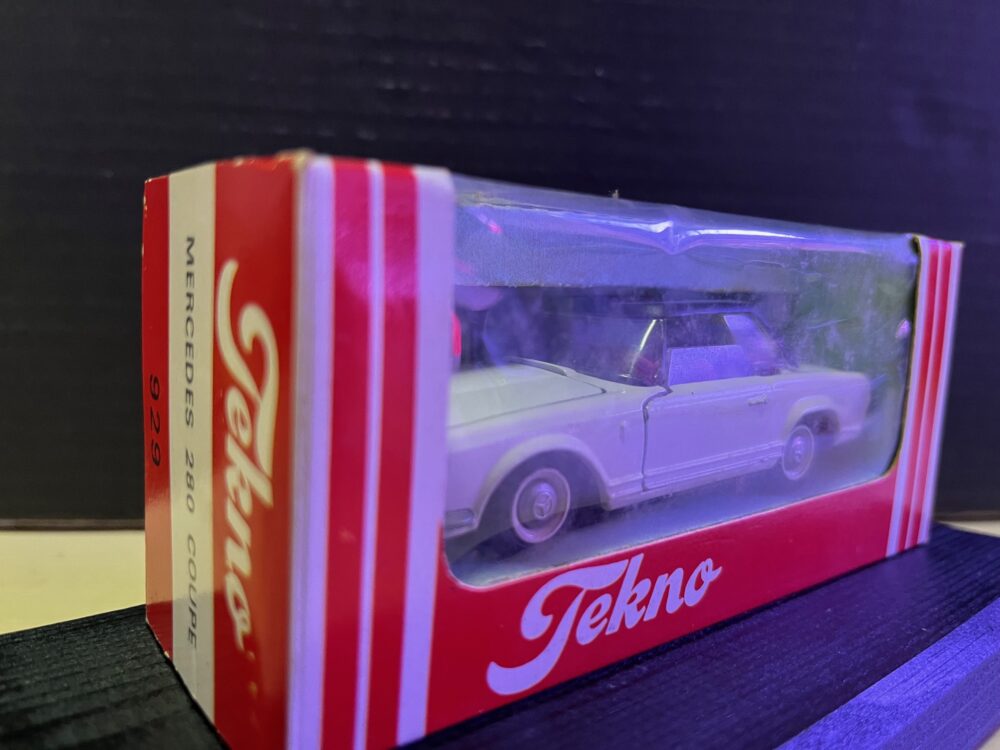 Mercedes 230/280 SL 1:43 - Afbeelding 2