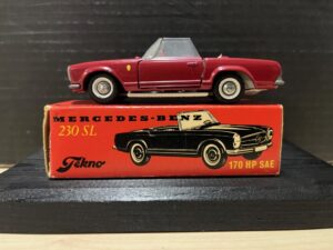 Mercedes 230/280 SL , 1:43