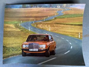Mercedes Showroom foto type 123