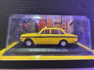 Volvo 144 Stokholm Taxi   1:43